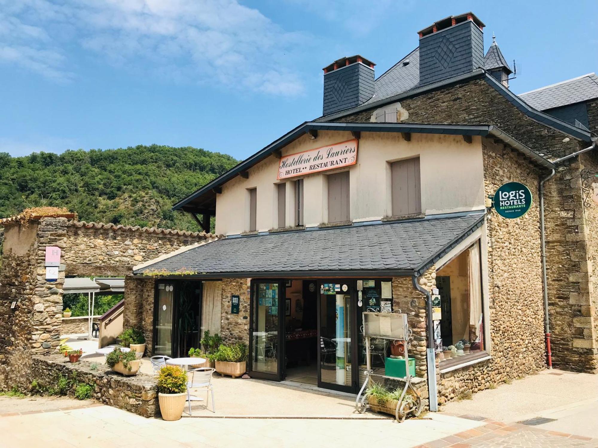 Hostellerie des Lauriers - Groupe Logis Hotels Alban Exterior foto