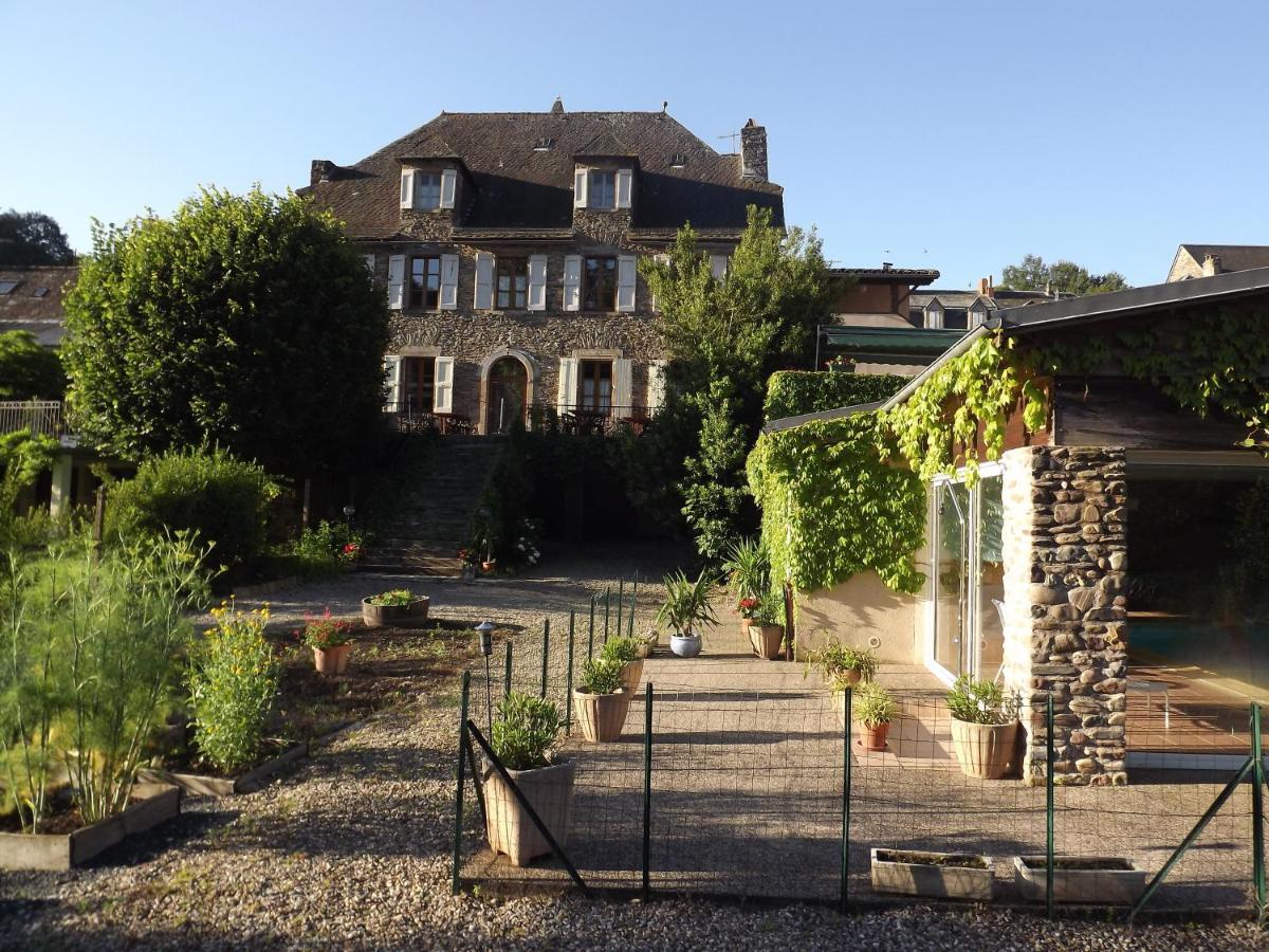 Hostellerie des Lauriers - Groupe Logis Hotels Alban Exterior foto